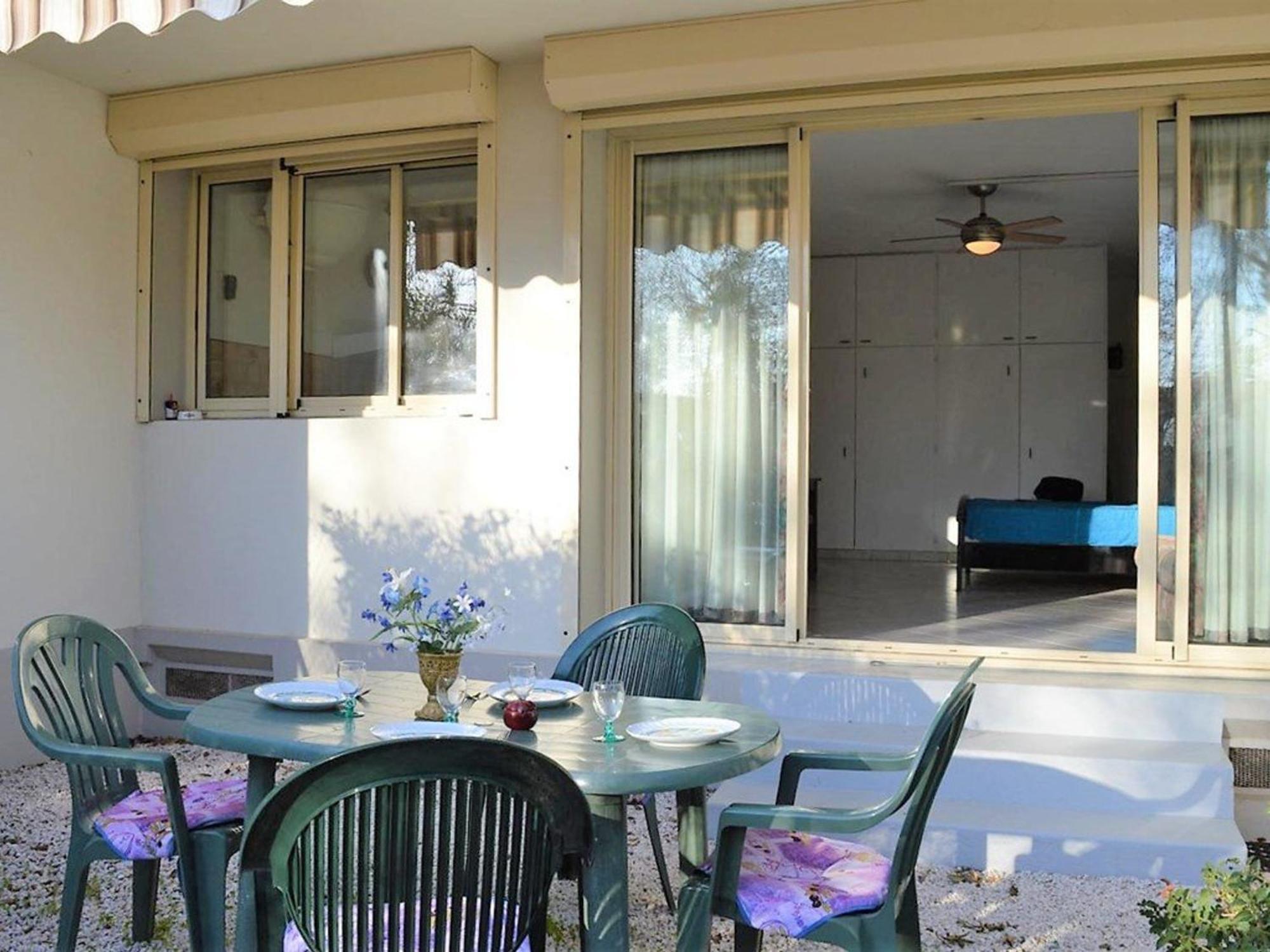 Studio Climatise Au Lavandou Avec Terrasse, Parking Et Environnement Calme - 3 Couchages - Fr-1-251-167 Ле-Лаванду Экстерьер фото